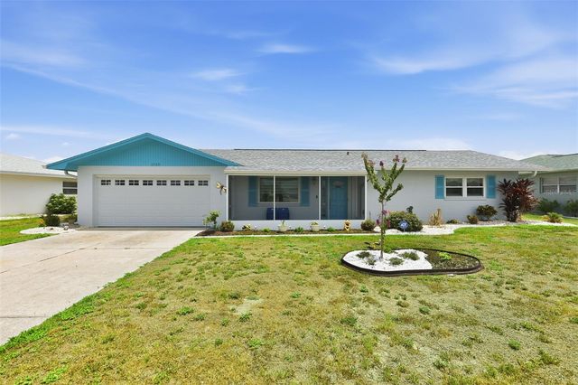 1739 COCO PALM CIRCLE, Sun City Center, FL 33573