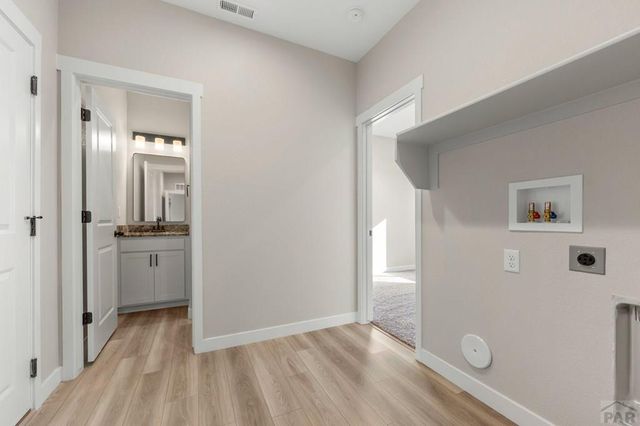 576 E Earl Dr, Pueblo West, CO 81007