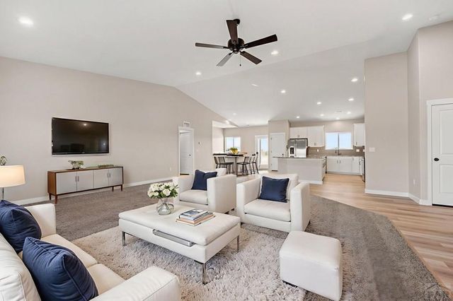 576 E Earl Dr, Pueblo West, CO 81007