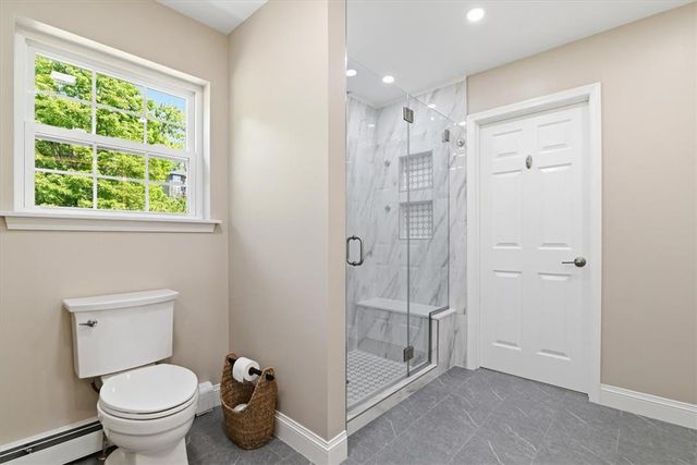 569 Deerfield Dr, Upper Nazareth Twp, PA 18064