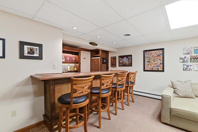 569 Deerfield Dr, Upper Nazareth Twp, PA 18064