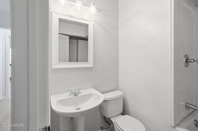 2425 Windsor Drive, Lima, OH 45805