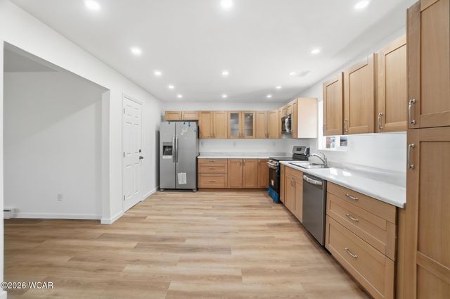 2425 Windsor Drive, Lima, OH 45805