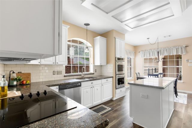 3526 Whispering Brook Drive, Kingwood, TX 77345