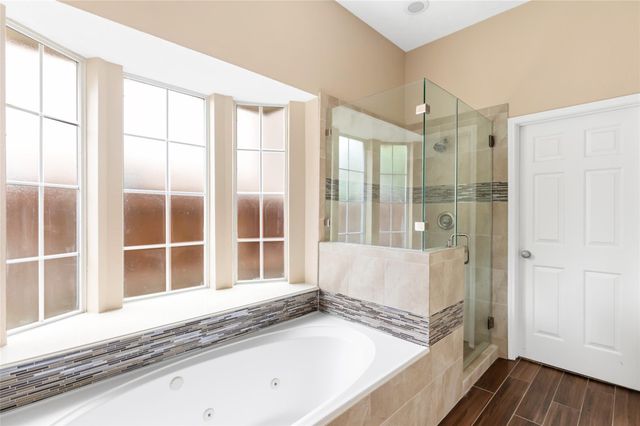 3526 Whispering Brook Drive, Kingwood, TX 77345