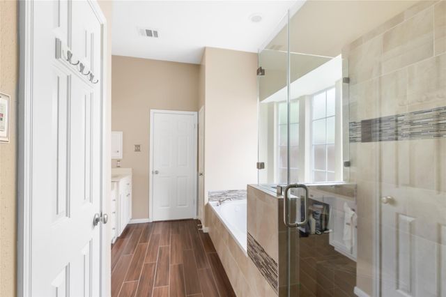 3526 Whispering Brook Drive, Kingwood, TX 77345