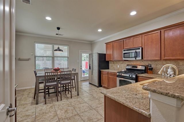 1726 Thornhollow Drive, Houston, TX 77014