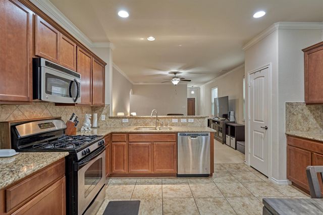 1726 Thornhollow Drive, Houston, TX 77014