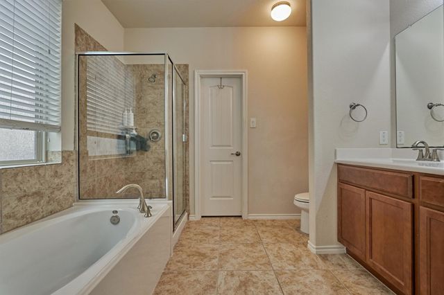 1726 Thornhollow Drive, Houston, TX 77014