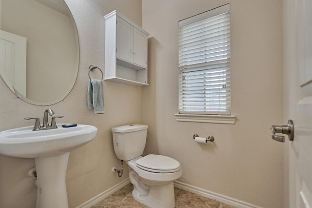 1726 Thornhollow Drive, Houston, TX 77014