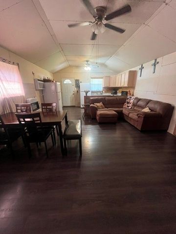 10755 Lakeside Drive, Kemp, TX 75143