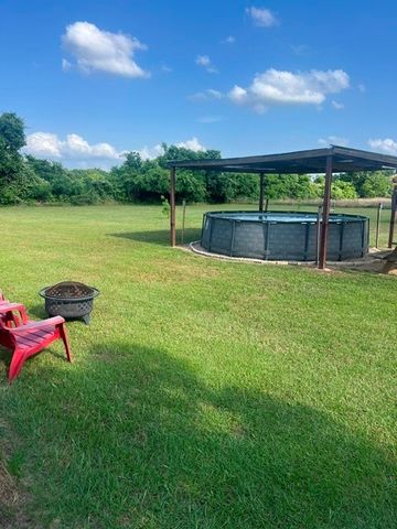 10755 Lakeside Drive, Kemp, TX 75143