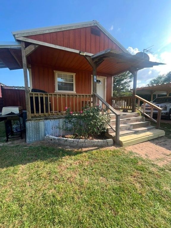 10755 Lakeside Drive, Kemp, TX 75143