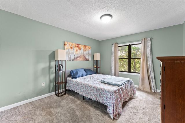 1107 MONROE AVENUE, St Cloud, FL 34769