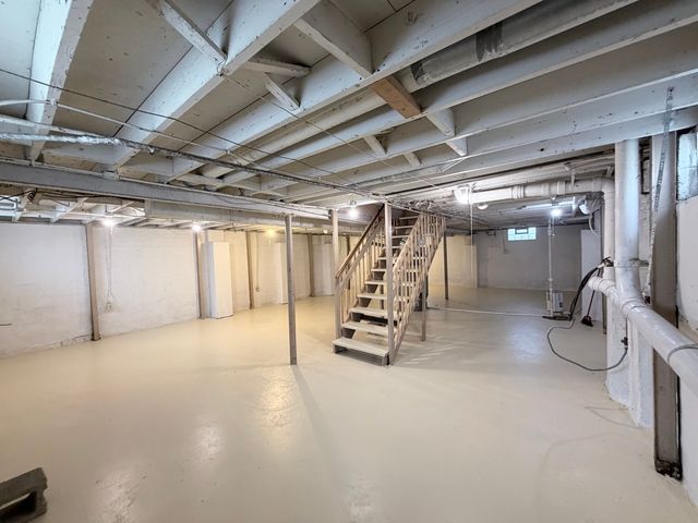 2308 Madonna Avenue, Joliet, IL 60436