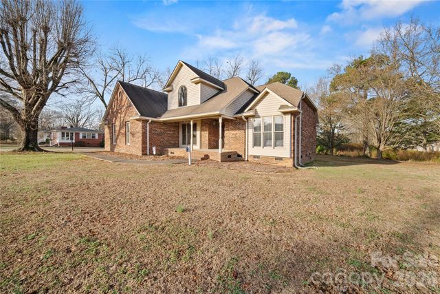 96 Valley Drive, Badin, NC 28009