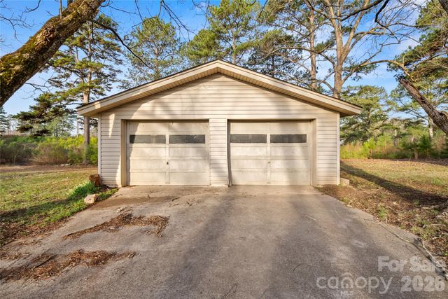96 Valley Drive, Badin, NC 28009