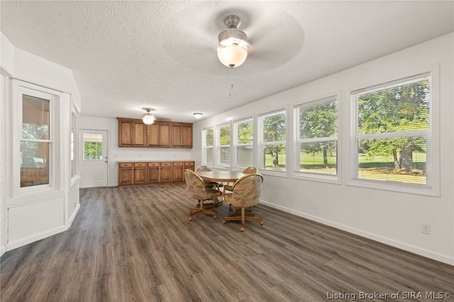 1529 Nole Drive, Jeffersonville, IN 47130