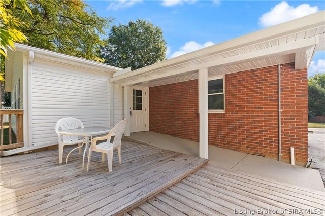 1529 Nole Drive, Jeffersonville, IN 47130