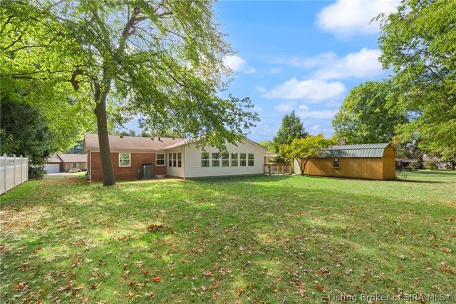 1529 Nole Drive, Jeffersonville, IN 47130