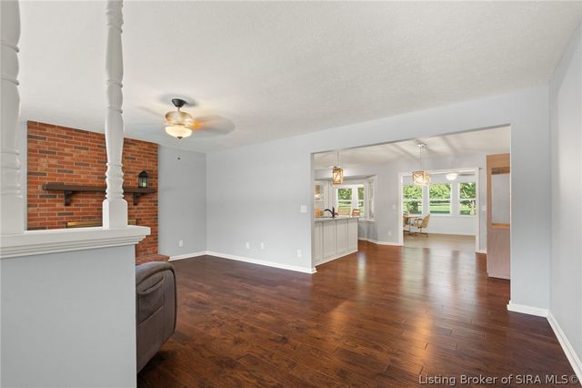 1529 Nole Drive, Jeffersonville, IN 47130