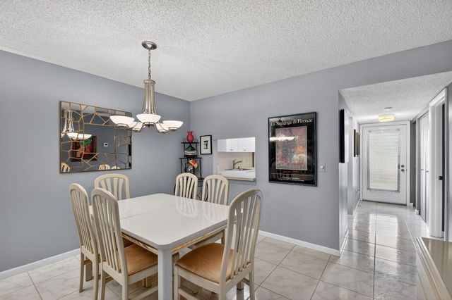 145 Lake Nancy Lane 128, West Palm Beach, FL 33411