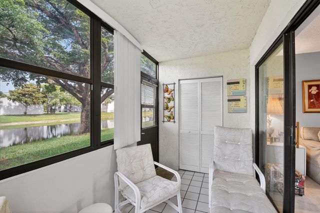 145 Lake Nancy Lane 128, West Palm Beach, FL 33411