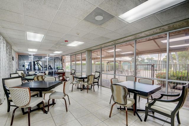 145 Lake Nancy Lane 128, West Palm Beach, FL 33411
