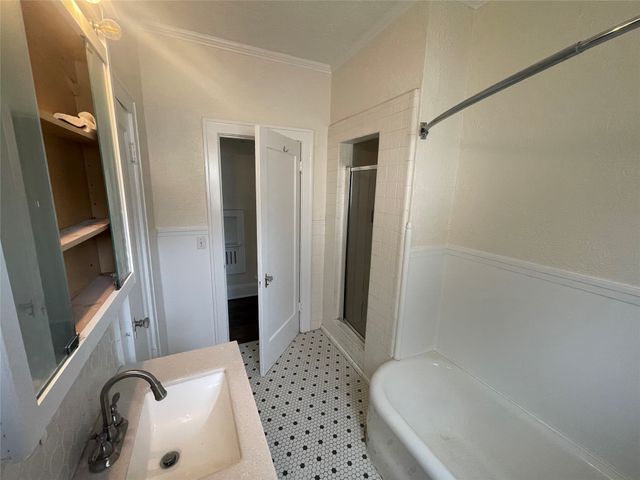 242 Preston Avenue, Shreveport, LA 71105