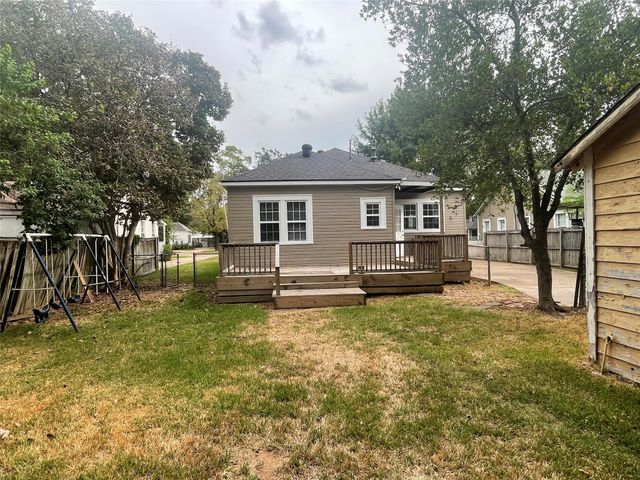 242 Preston Avenue, Shreveport, LA 71105
