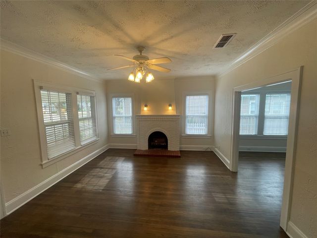 242 Preston Avenue, Shreveport, LA 71105