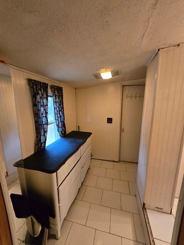 222 Mountain Road, Ellington, CT 06029