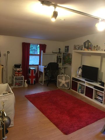 222 Mountain Road, Ellington, CT 06029