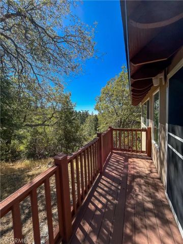 6070 Manzanita Court, Angelus Oaks, CA 92305