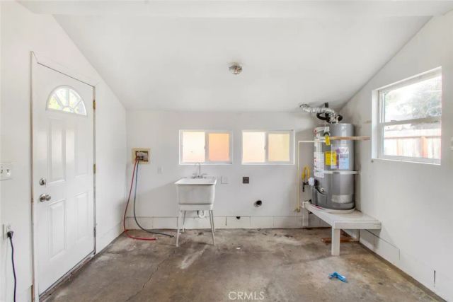 136 Village Road, Modesto, CA 95354