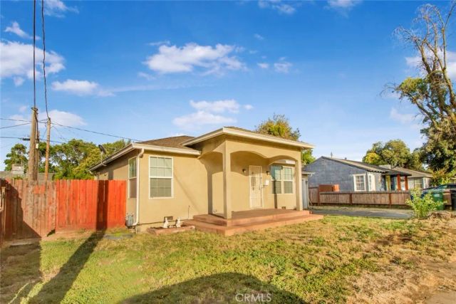 136 Village Road, Modesto, CA 95354