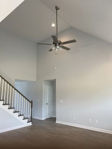 3361 Curie Circle, Christiana, TN 37037