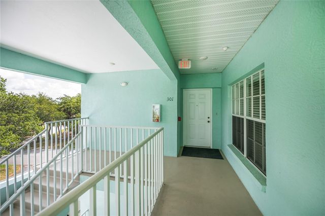 19385 WATER OAK DRIVE 301, Port Charlotte, FL 33948