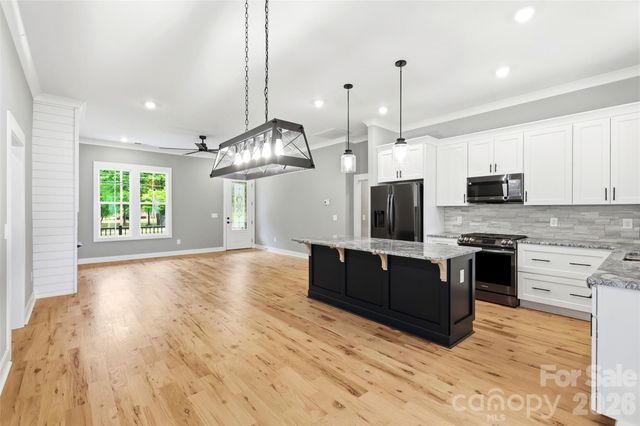 1860 Twin Lakes Road, Rock Hill, SC 29732