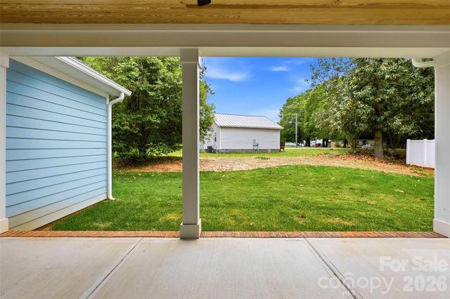 1860 Twin Lakes Road, Rock Hill, SC 29732