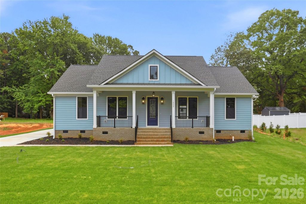 1860 Twin Lakes Road, Rock Hill, SC 29732