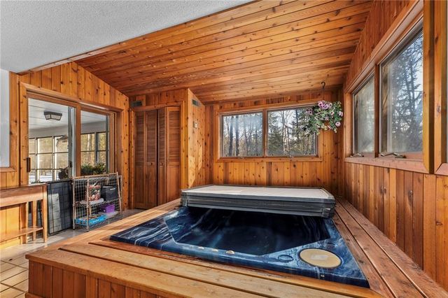 431 Spring Lake Road, Rhinelander, WI 54501