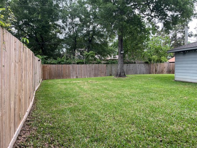 17215 Morning Star Avenue, Crosby, TX 77532