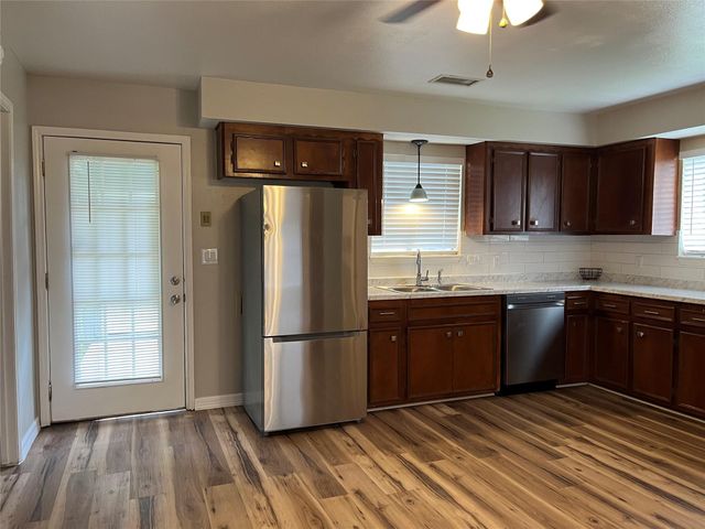 17215 Morning Star Avenue, Crosby, TX 77532