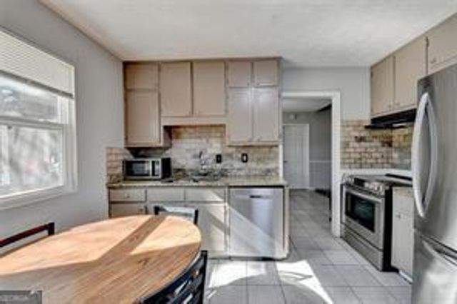 1824 Guardian Way, Lawrenceville, GA 30043