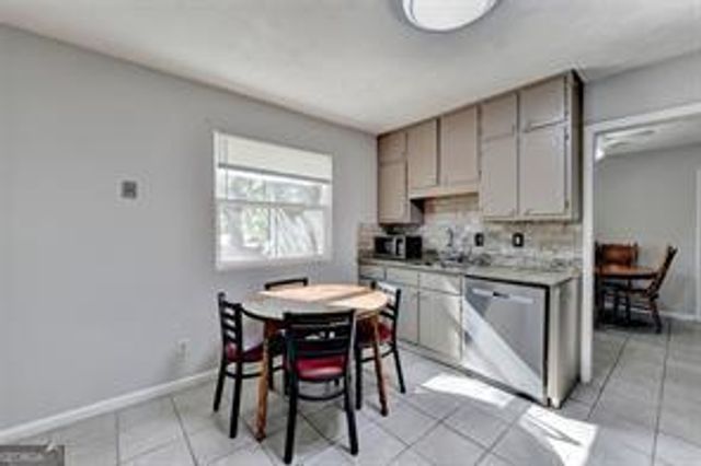 1824 Guardian Way, Lawrenceville, GA 30043