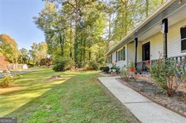 1824 Guardian Way, Lawrenceville, GA 30043