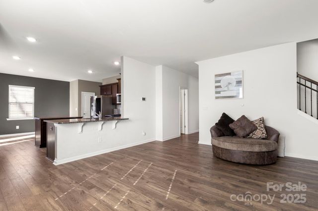 120 Sequoia Forest Drive, Mooresville, NC 28117