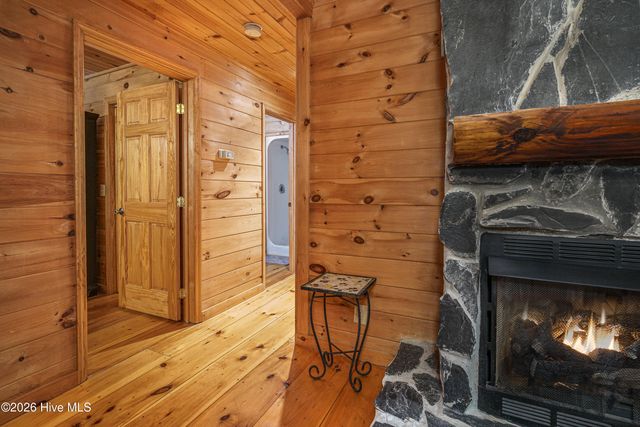 211 Red Oak Forest Lane, Murphy, NC 28906