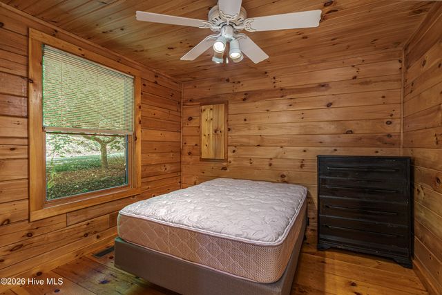 211 Red Oak Forest Lane, Murphy, NC 28906